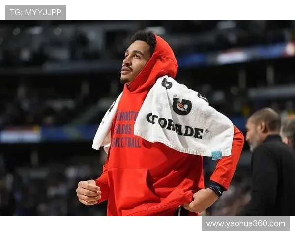 乔丹·普尔通过挡拆提高三分效率，拉开勇士进攻空间